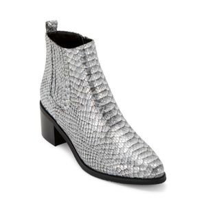 NWT Blondo Waterproof Elvina Metallic Silver Snake Bootie, 8M
